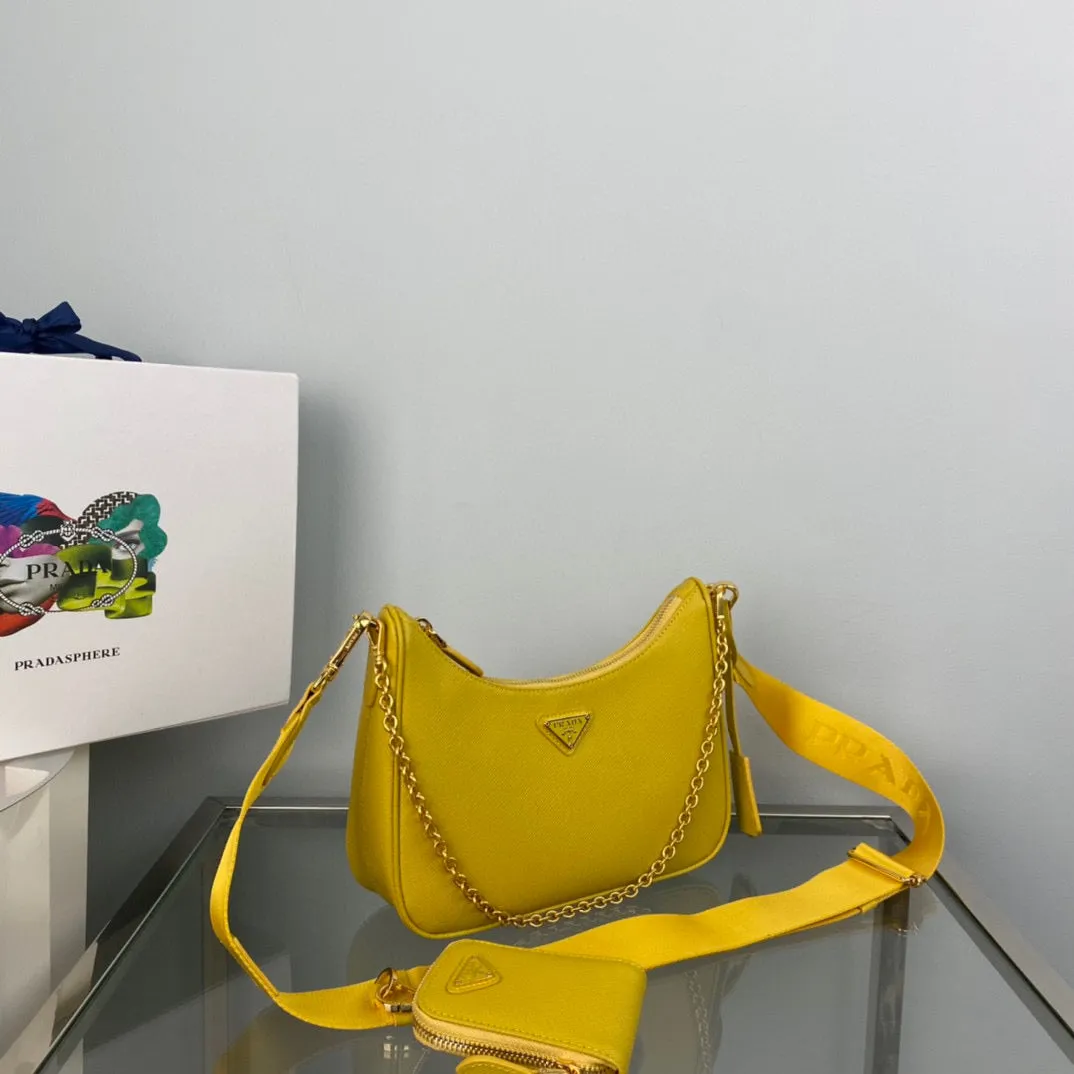 BOLSA Prada RE-EDITION SAFFIANO 2005