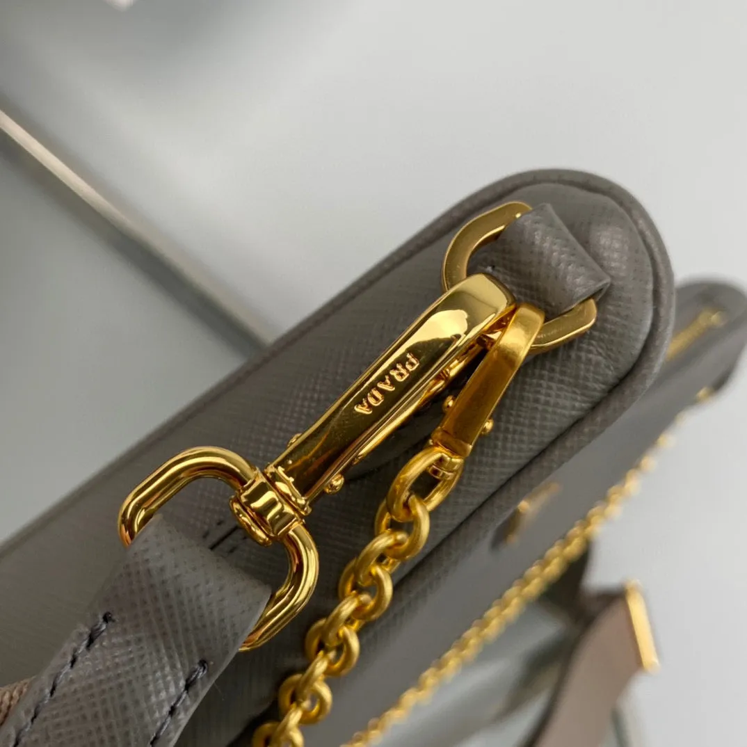 BOLSA Prada RE-EDITION SAFFIANO 2005