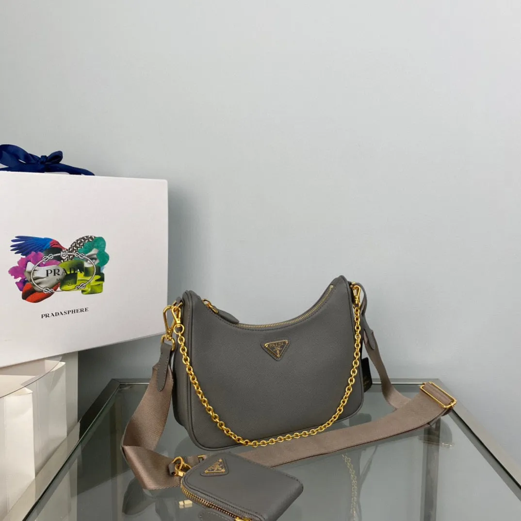 BOLSA Prada RE-EDITION SAFFIANO 2005