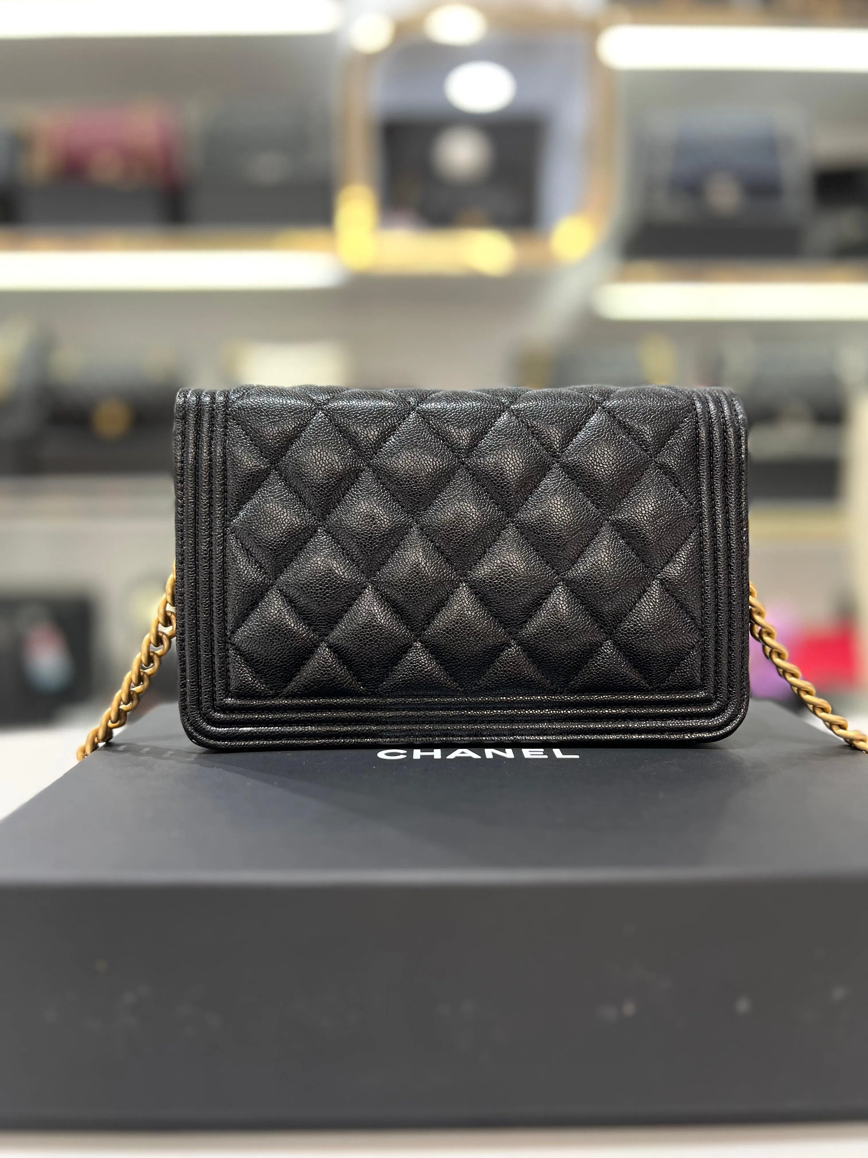 Full Set Microchip CHANEL Boy Women Wallet On Chain Grained Caviar & Gold-Tone Metal