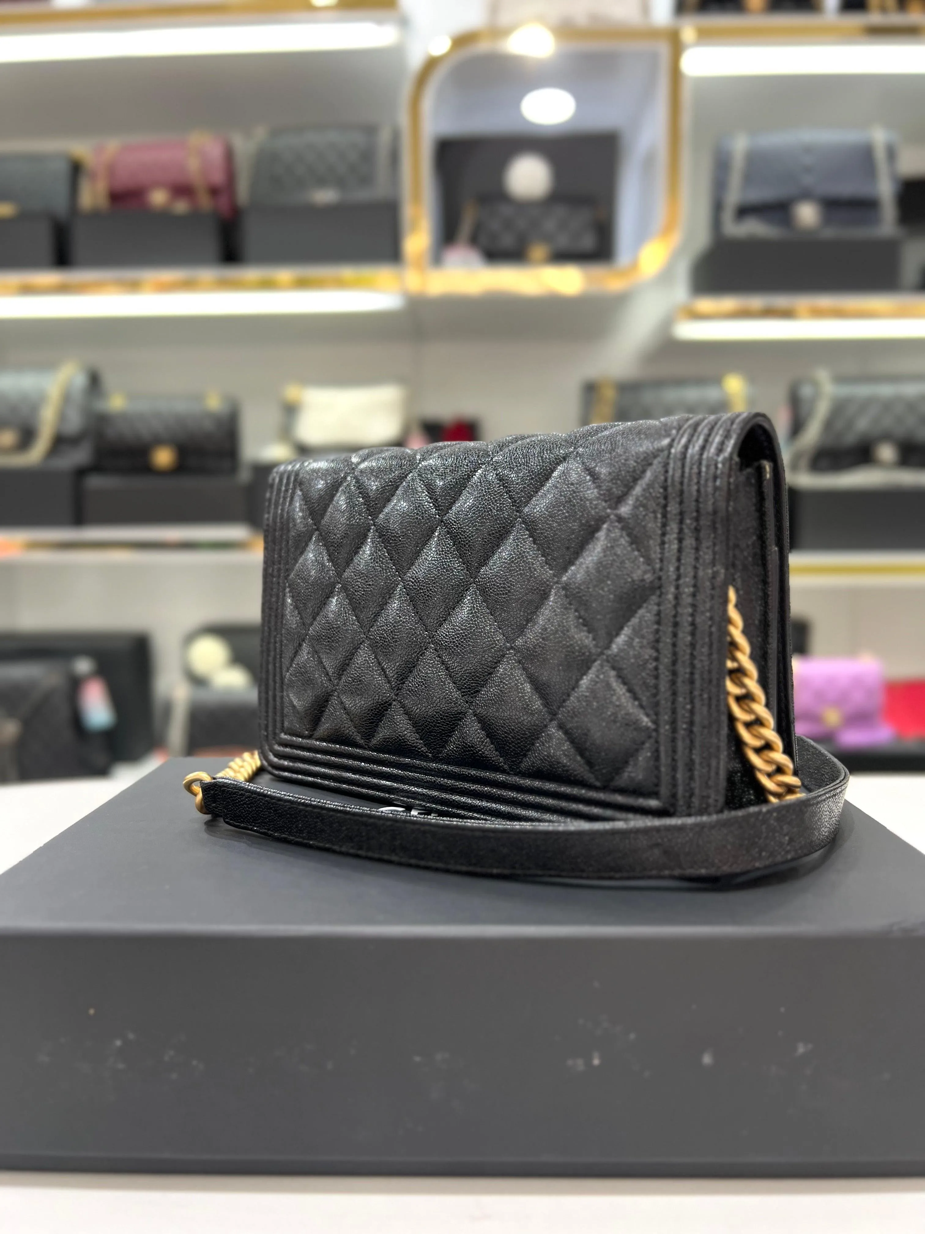 Full Set Microchip CHANEL Boy Women Wallet On Chain Grained Caviar & Gold-Tone Metal