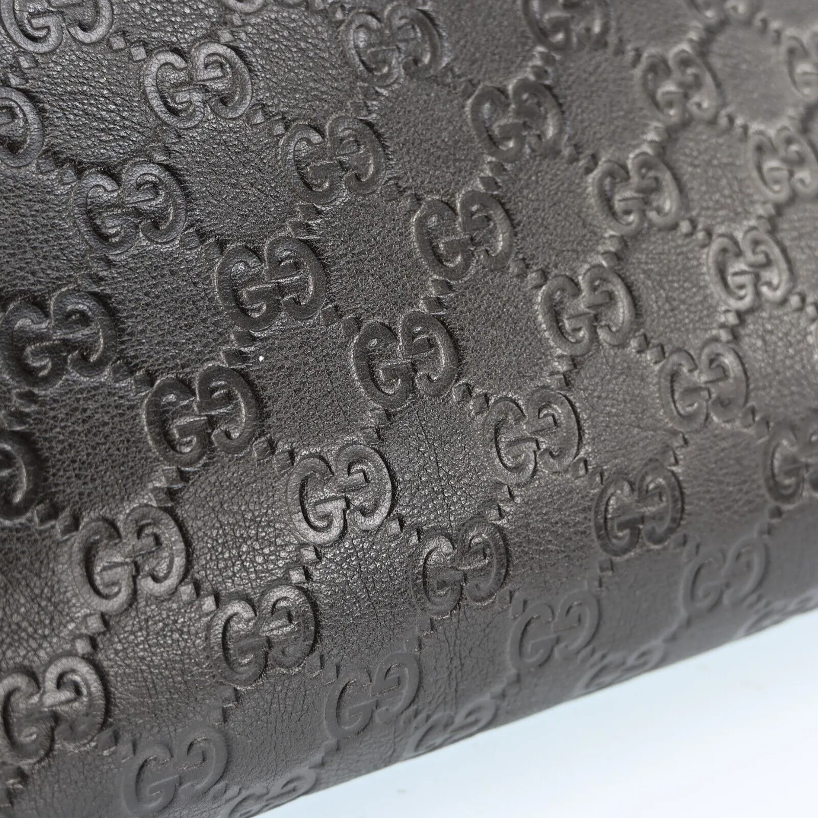 Gucci Gg Guccissima Clutch Bag Handle