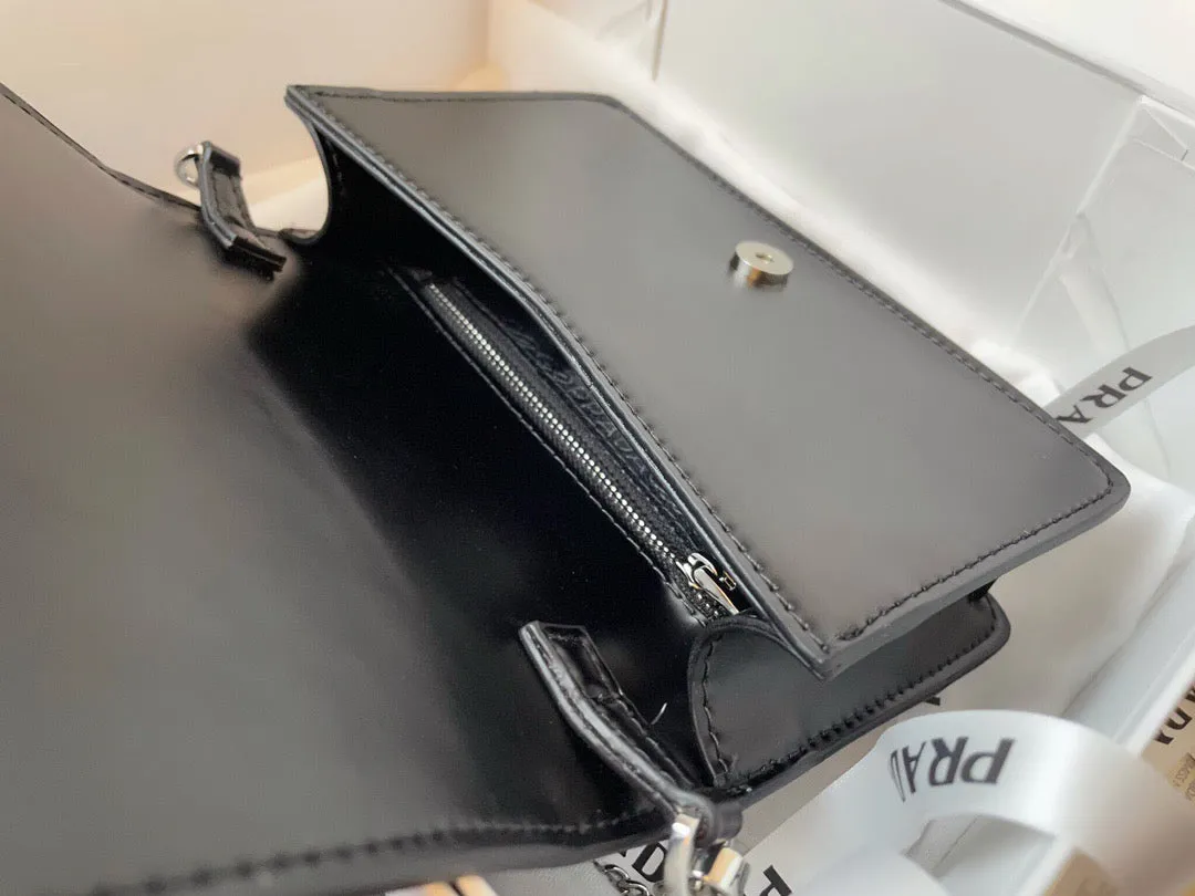 PD157 Shoulder Bag / 7.5x4.1x1.4inch